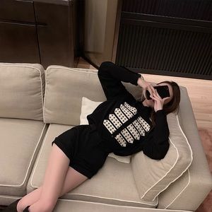 Everyday classic black shorts